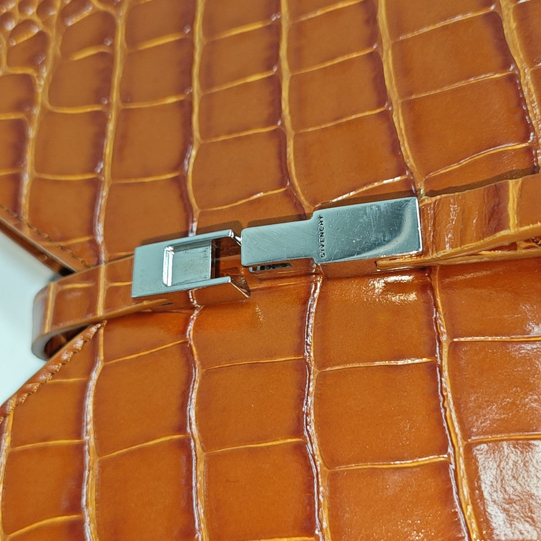 Calfskin Brown