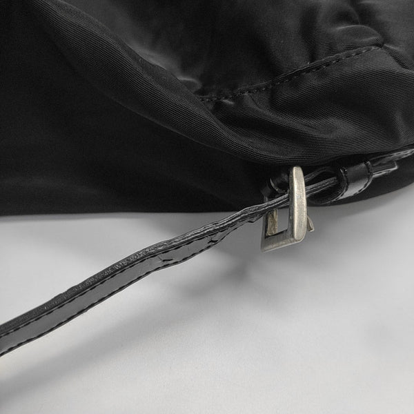 Vela Small Nylon Black