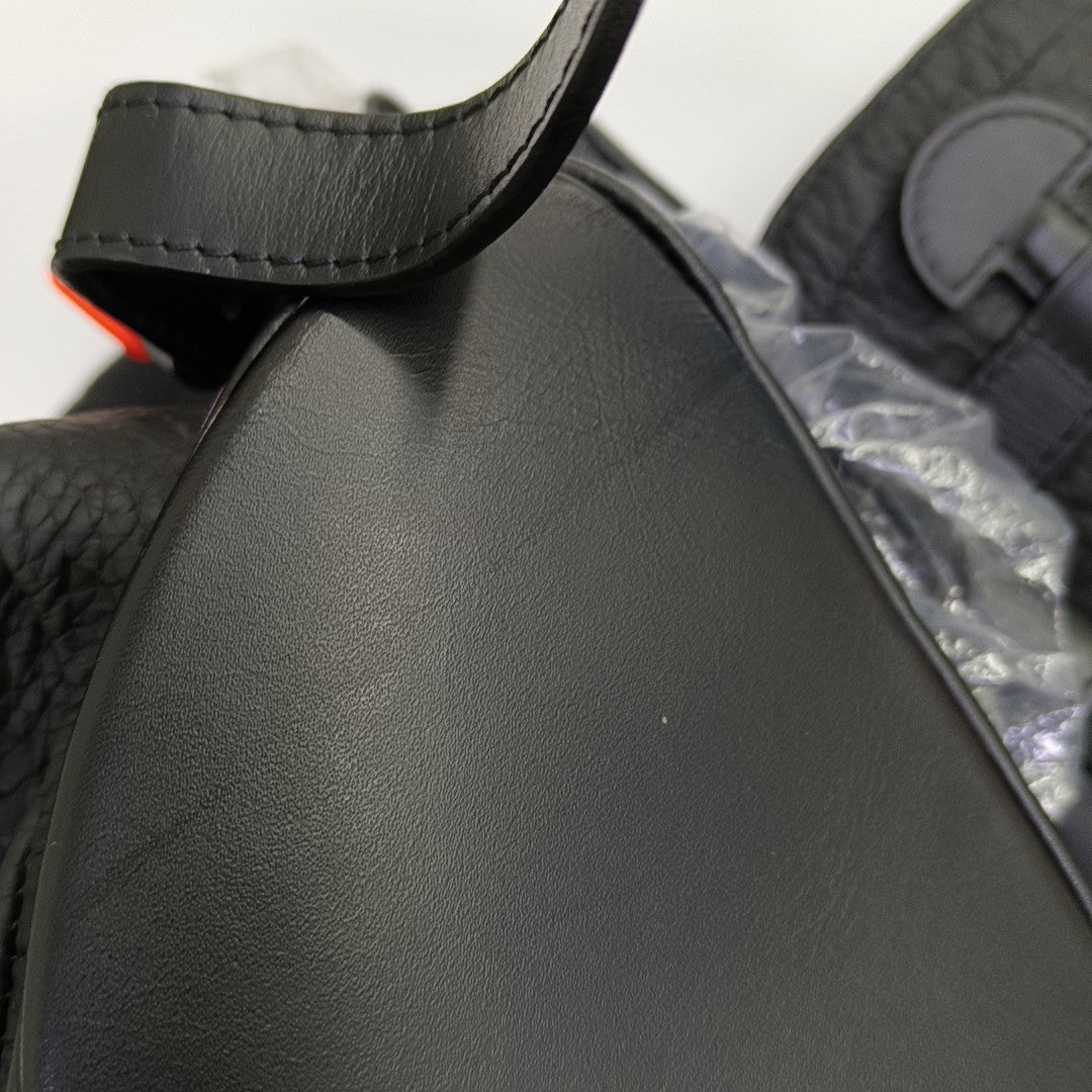 CHRISTOPHER GM Calfskin Black