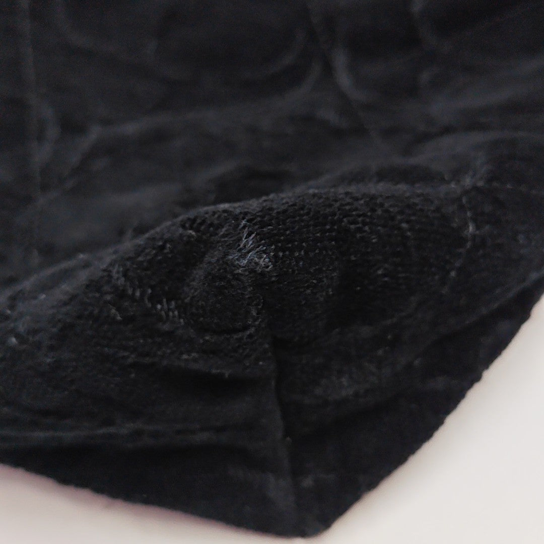 CHANEL 22 Small Quilted Velvet Black