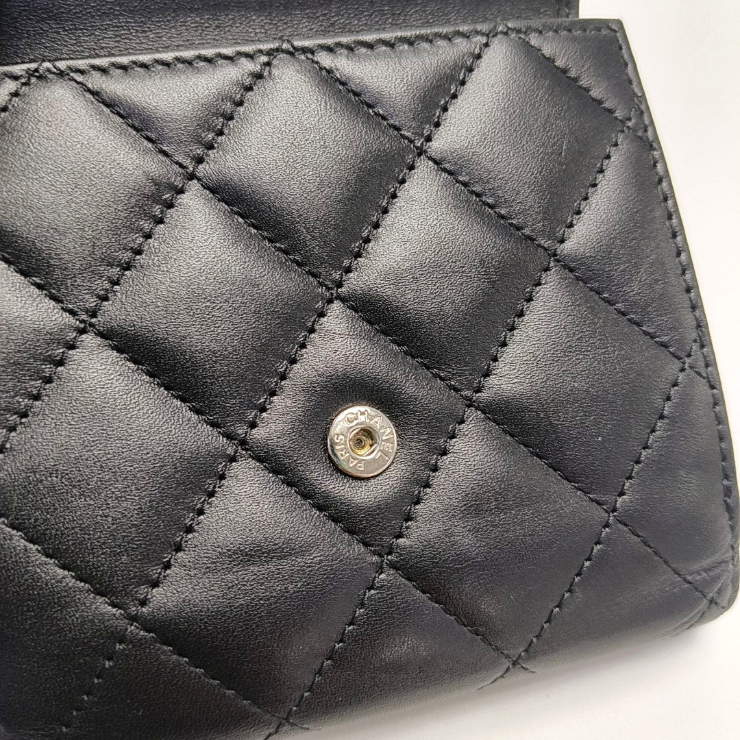 Authenticated pre-owned  CAMBON Quilted Calfskin Black Wallet - Wallet at Looply