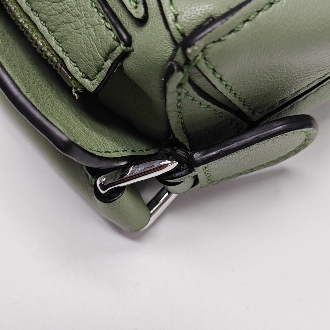 Authenticated pre-owned  Puzzle Mini Calfskin Green - Shoulder Bag at Looply