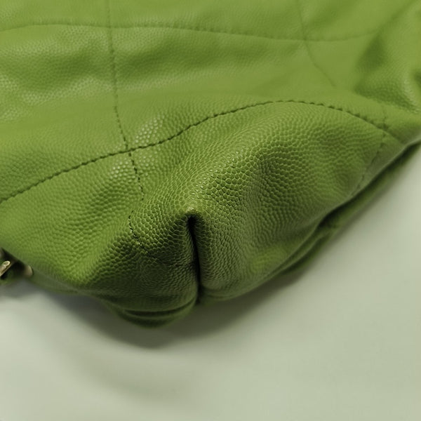 CHANEL 22 Small Quilted Calfskin Green