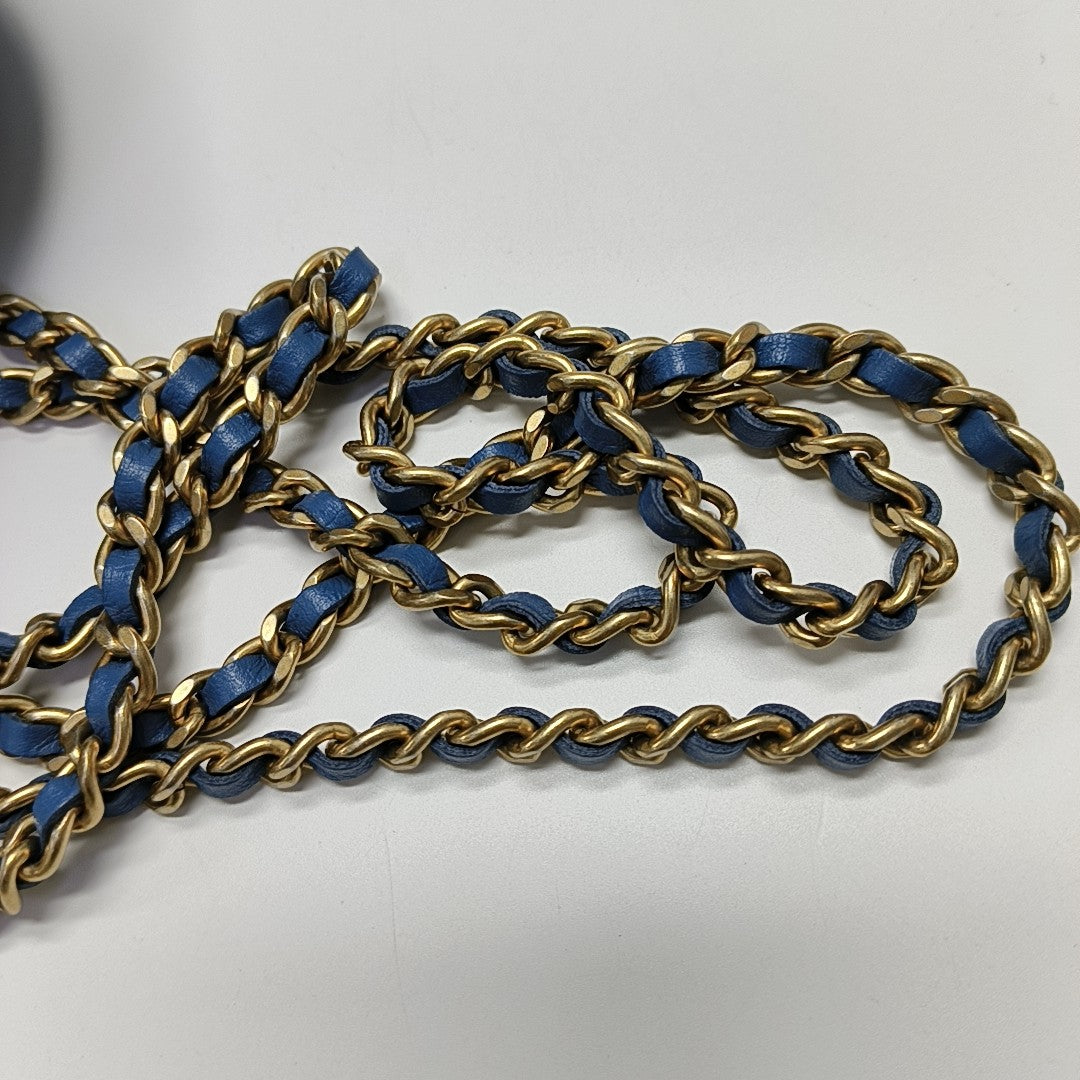ROUND Quilted Grained Calfskin Blue