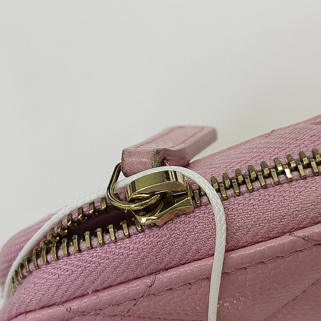 Quilted Grained Calfskin Wallet Pink