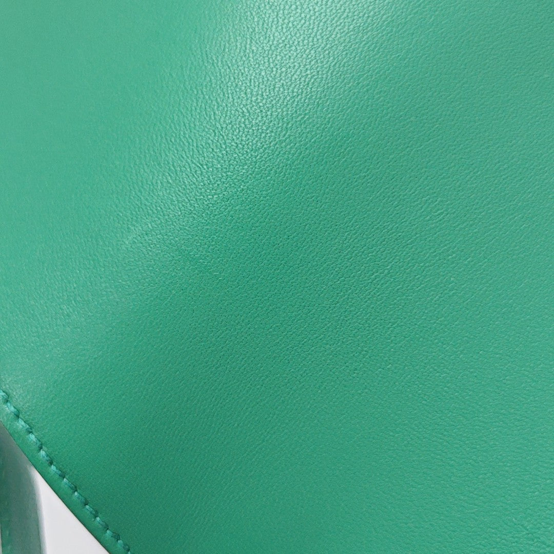 Constance 24 Evercolor Green
