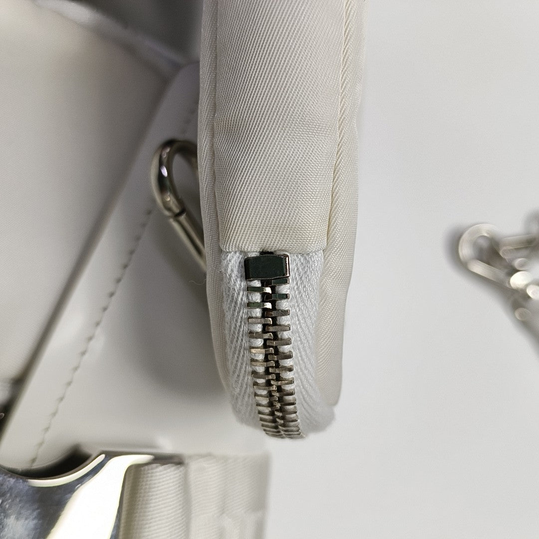 Fabric White