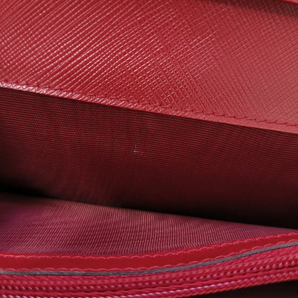 Vara Calfskin Red Wallet