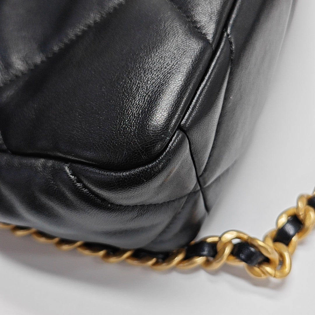 CHANEL 19 Small Quilted Lambskin Black
