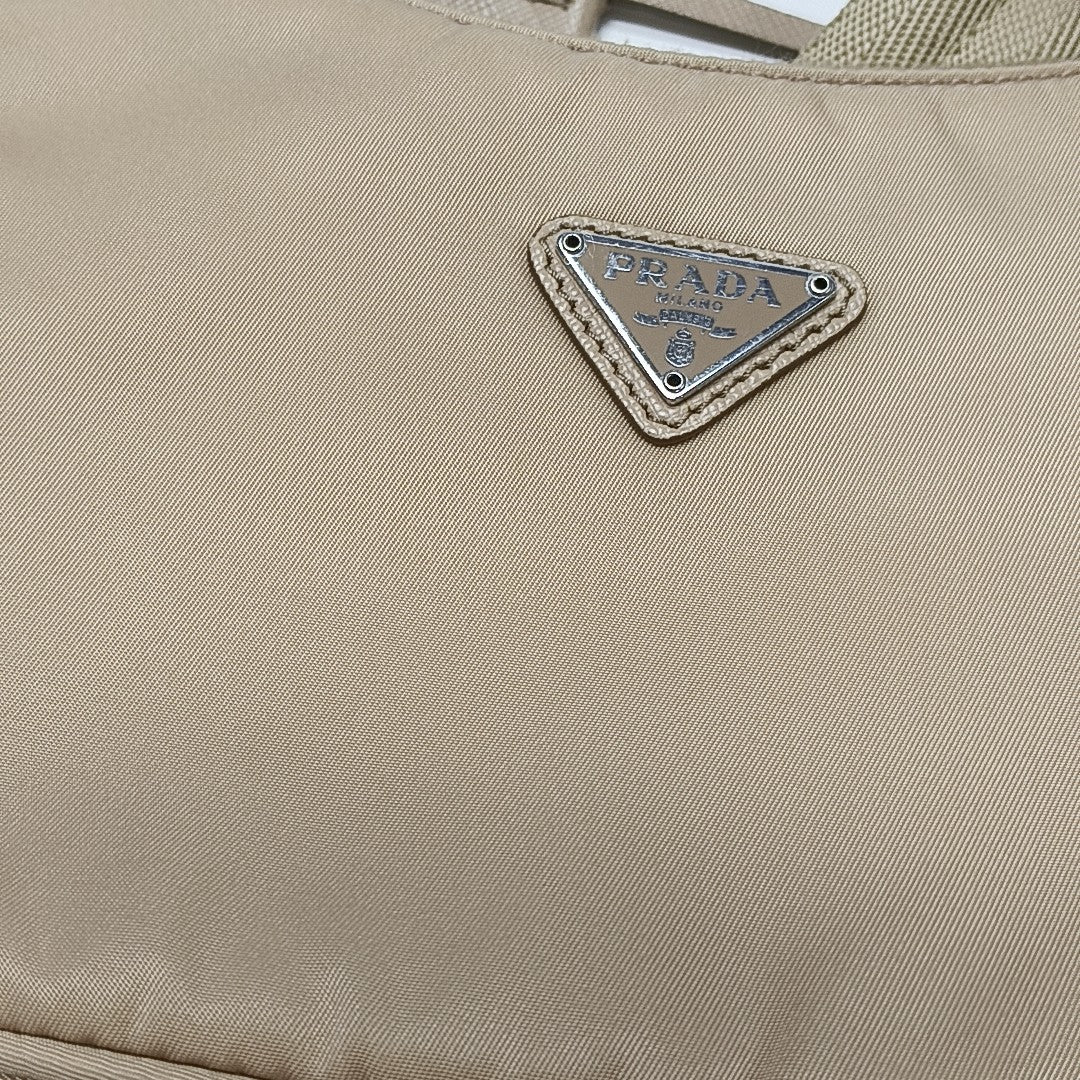 Re-Edition2000 Mini Nylon Beige