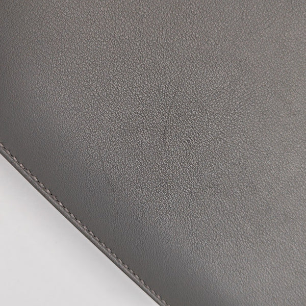 Constance 18 Swift Gray