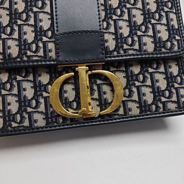 30 Montaigne Oblique Canvas Blue