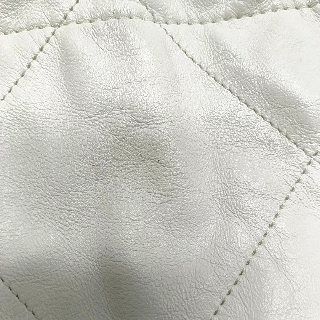 CHANEL 22 Small Quilted Calfskin White