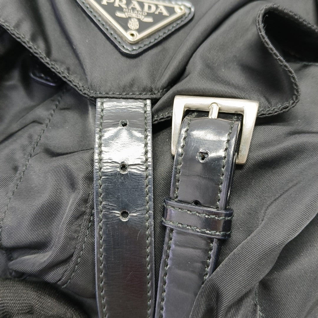 Re-Nylon Medium Nylon Black