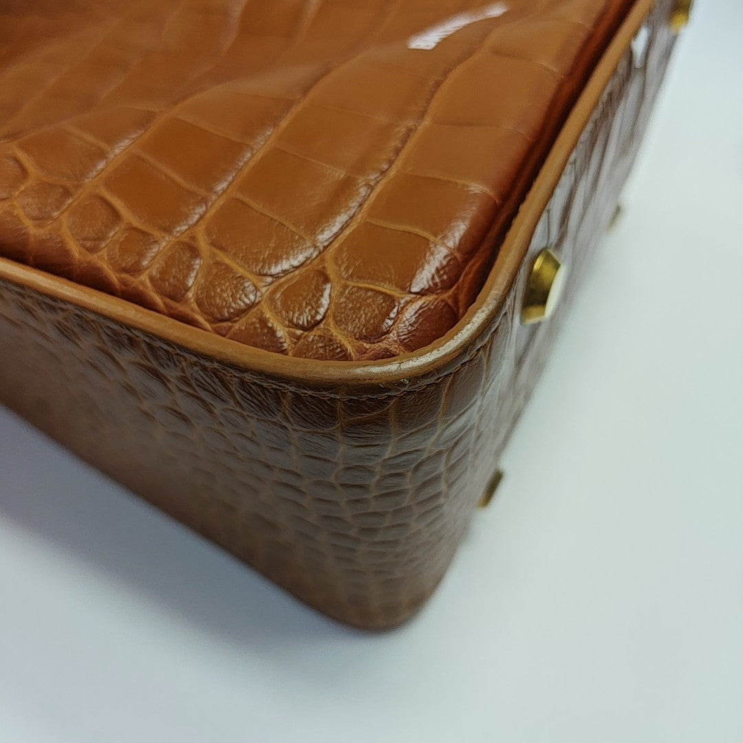 Calfskin Bucket Bag Brown
