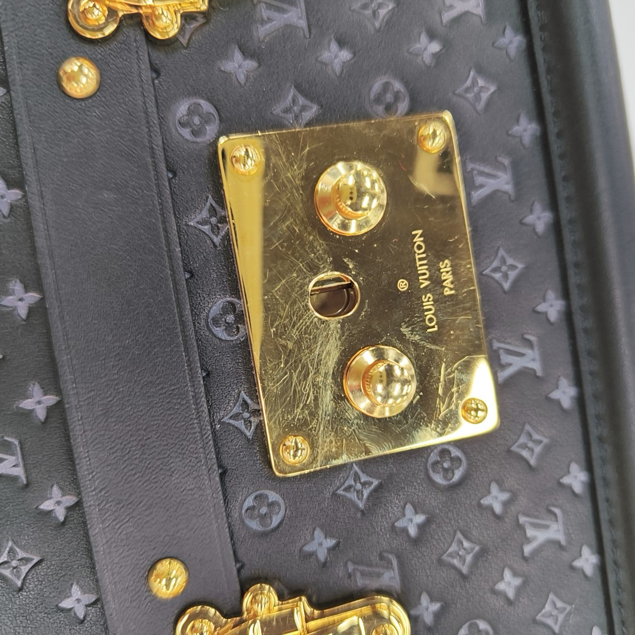 PETITE MALLE Calfskin Black