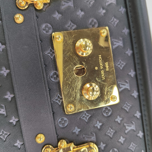 PETITE MALLE Calfskin Black