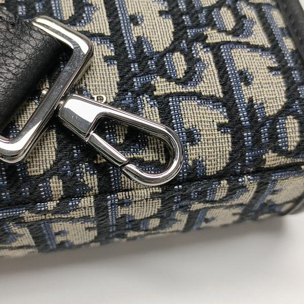 Authenticated pre-owned  Book Tote Mini Monogram Canvas Grey - Shoulder Bag at Looply