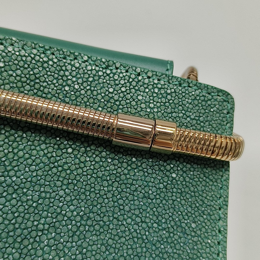 Stingray Leather Green