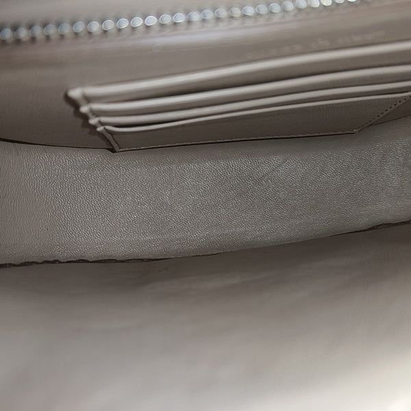 TROTTEUR Small Calfskin Beige