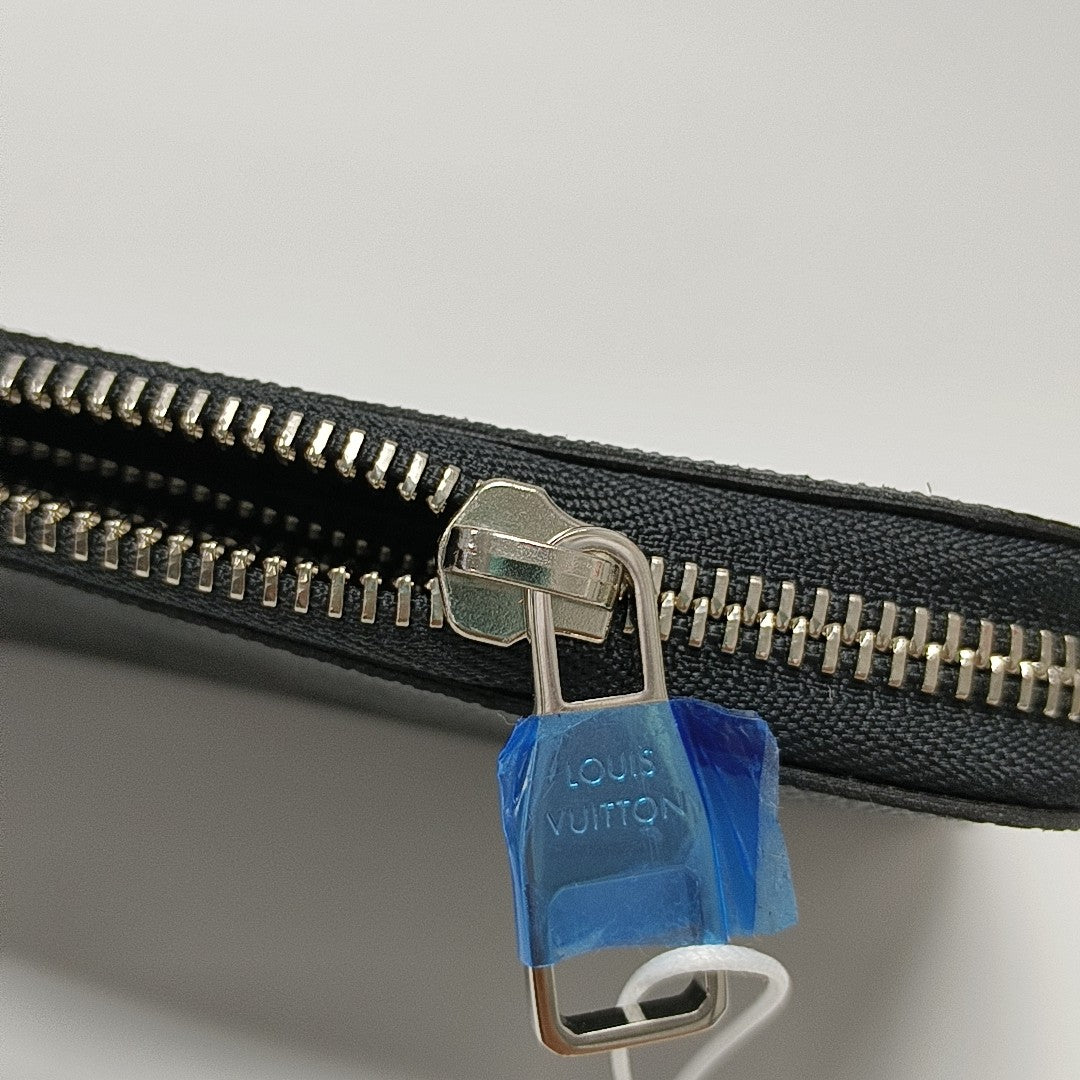 ZIPPY Damier Graphite Coated Canvas Gray Wallet