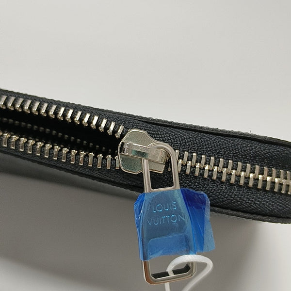 ZIPPY Damier Graphite Coated Canvas Gray Wallet