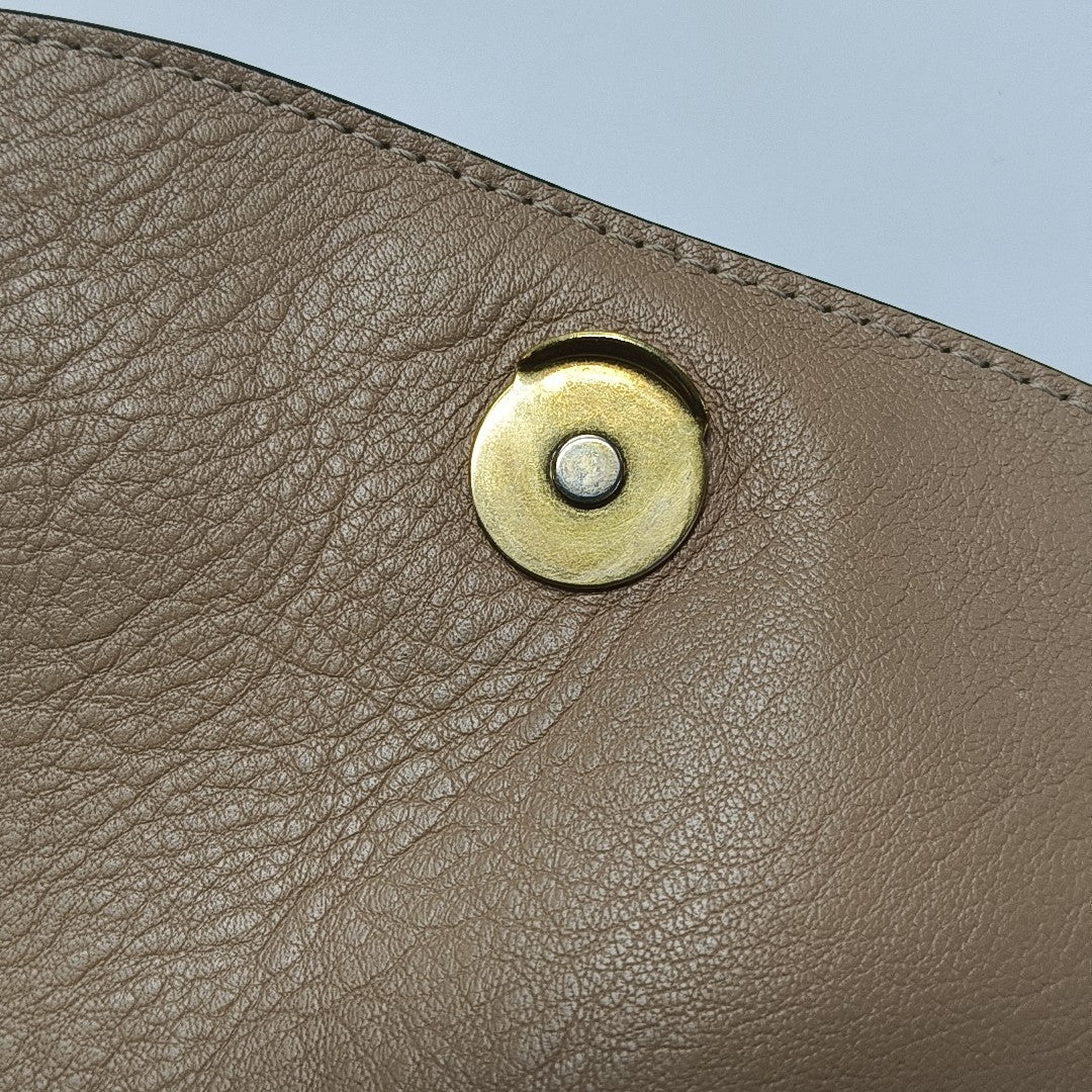 Nile Medium Calfskin Brown