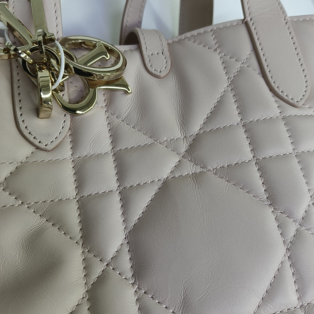 Toujours Small Cannage Calfskin Pink