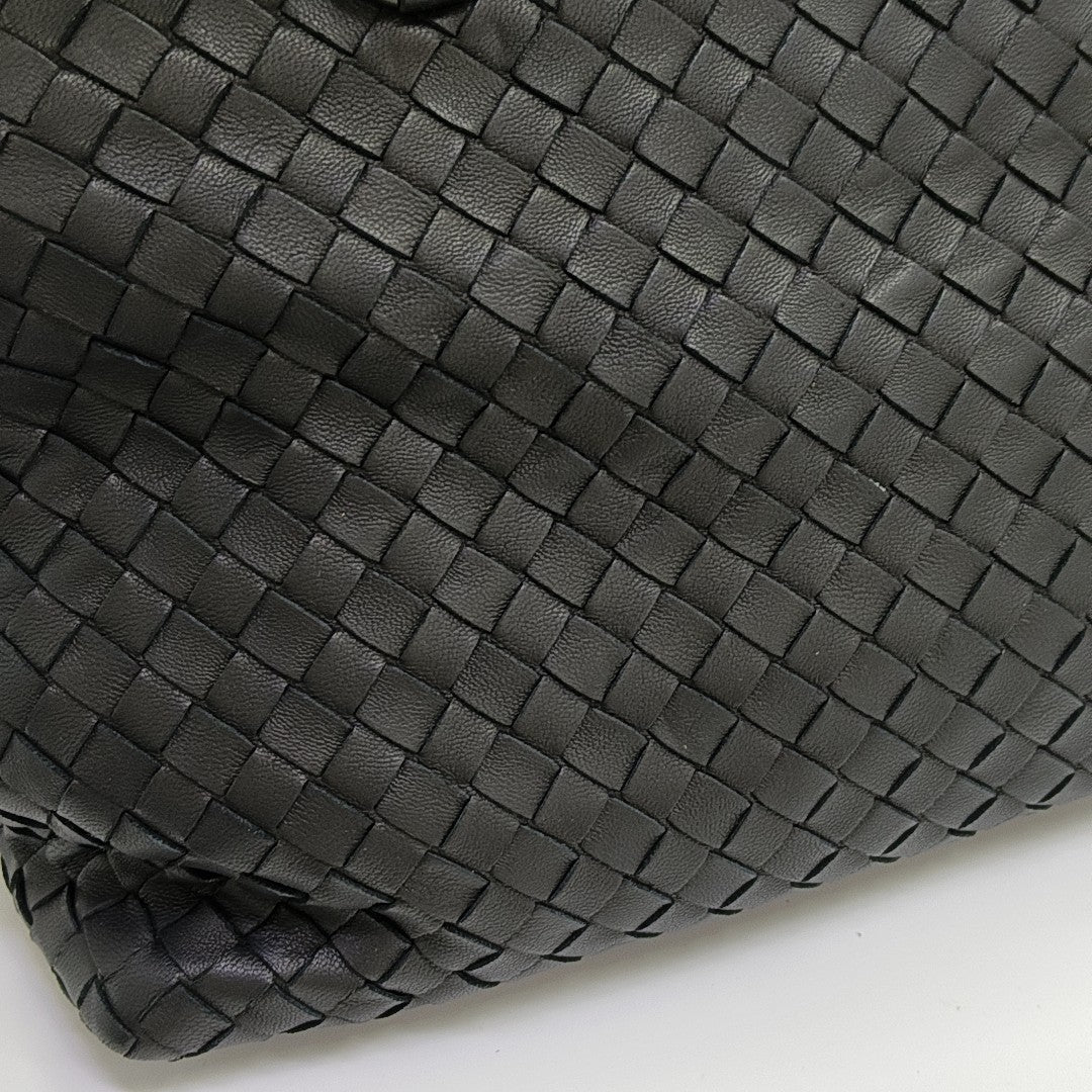 Lambskin Shoulder Bag Black