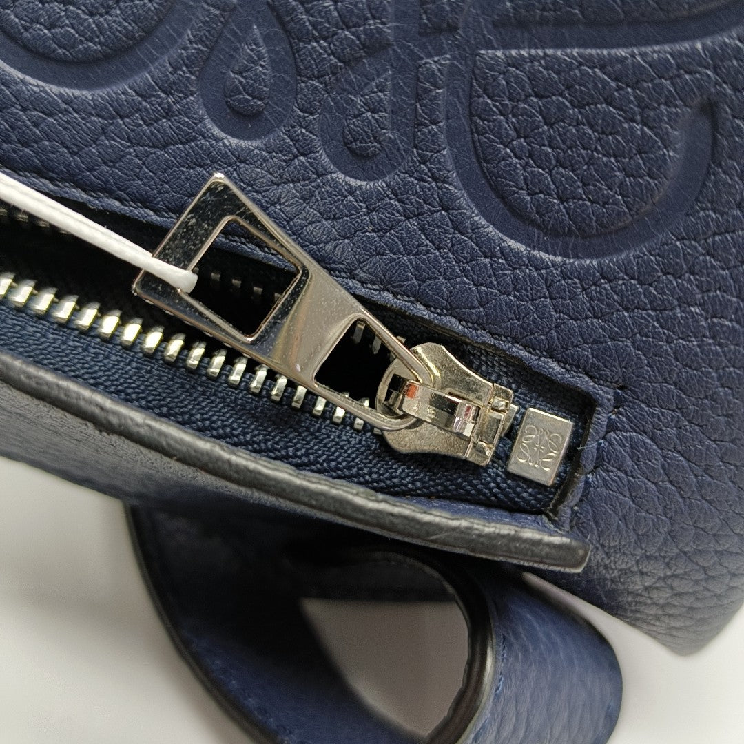 T Pouch Calfskin Blue