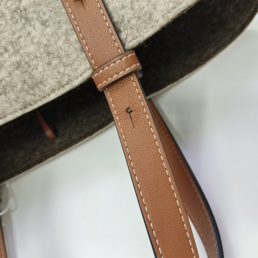 Basket Felt Gray