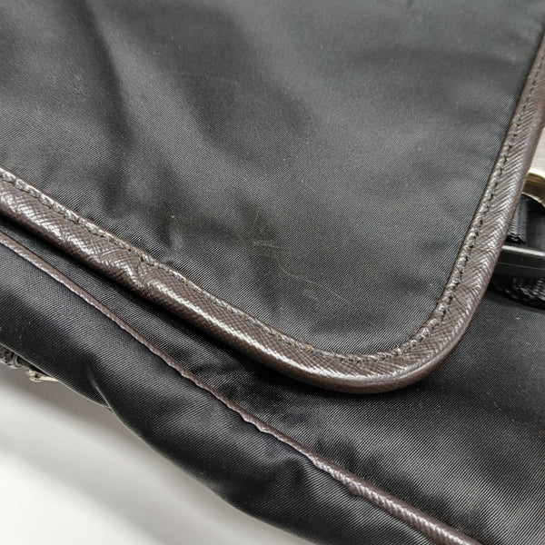 Vela Messenger Bag Nylon Black