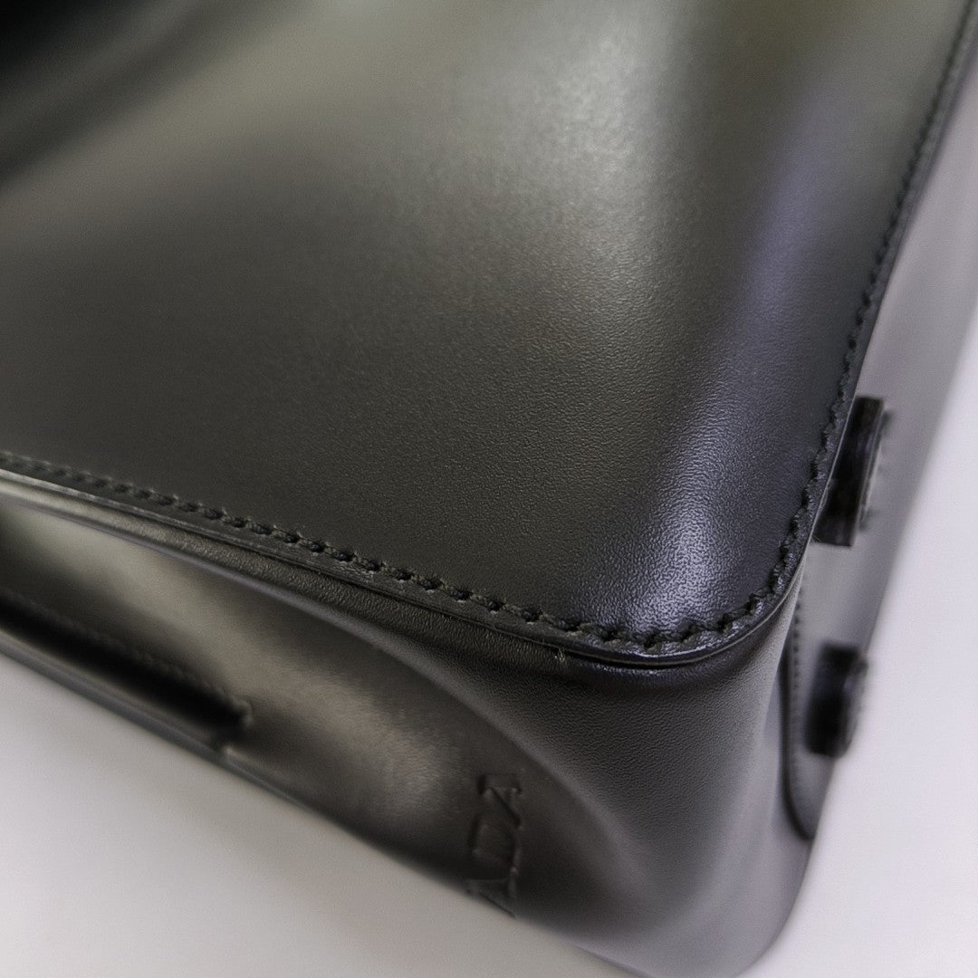 Calfskin Black