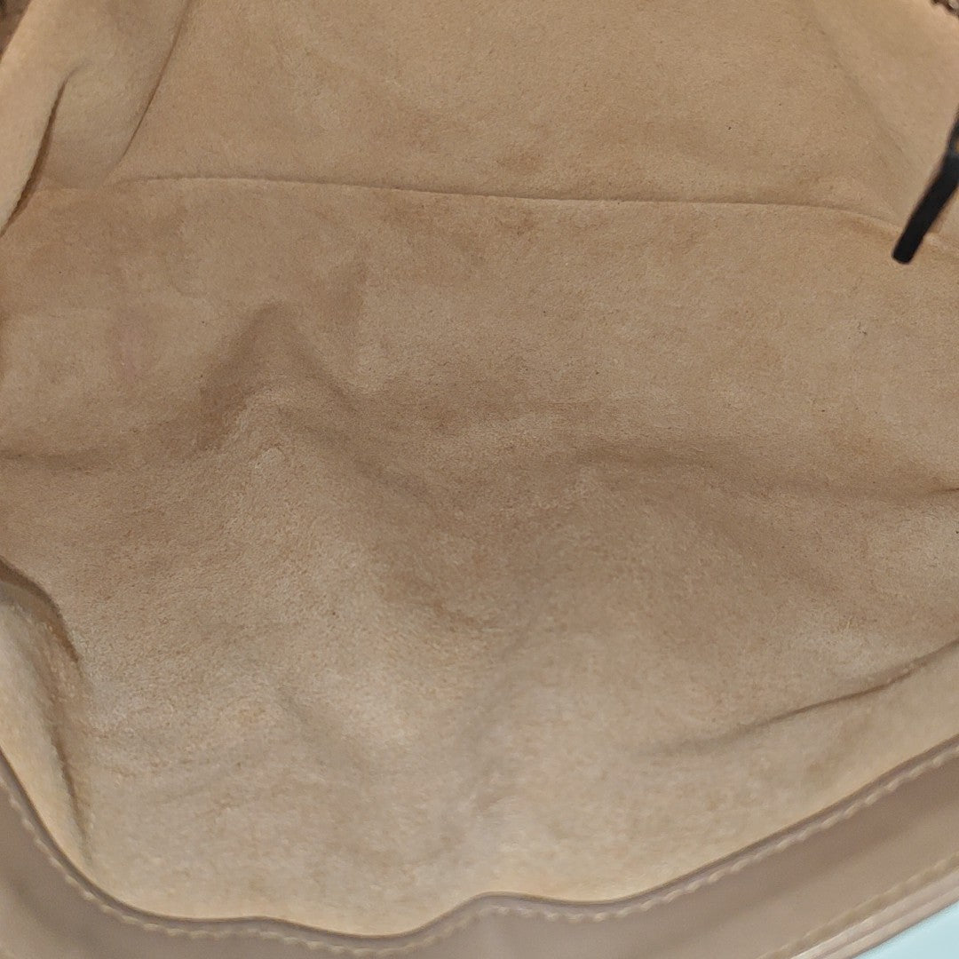 GG Marmont Medium Quilted Calfskin Beige