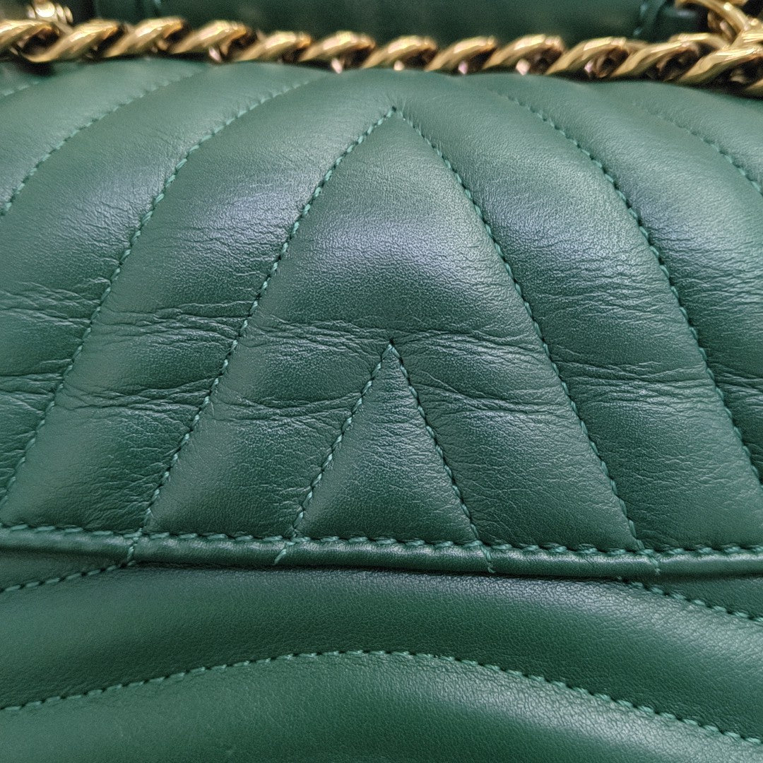 NEW WAVE PM Quilted Calfskin Green