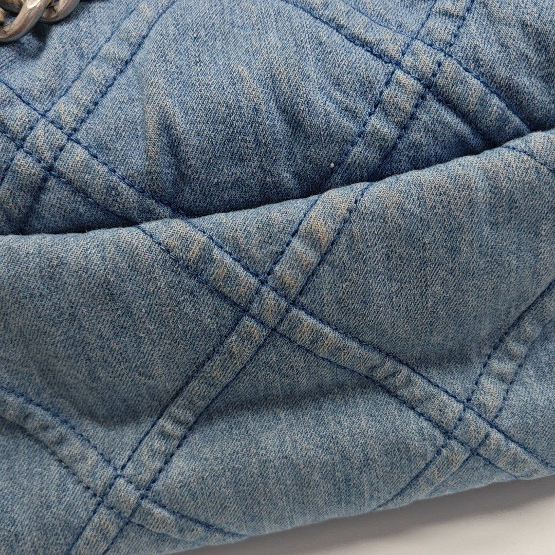 CHANEL 19 Small Quilted Canvas Blue