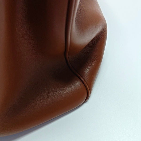 16 Medium Calfskin Brown