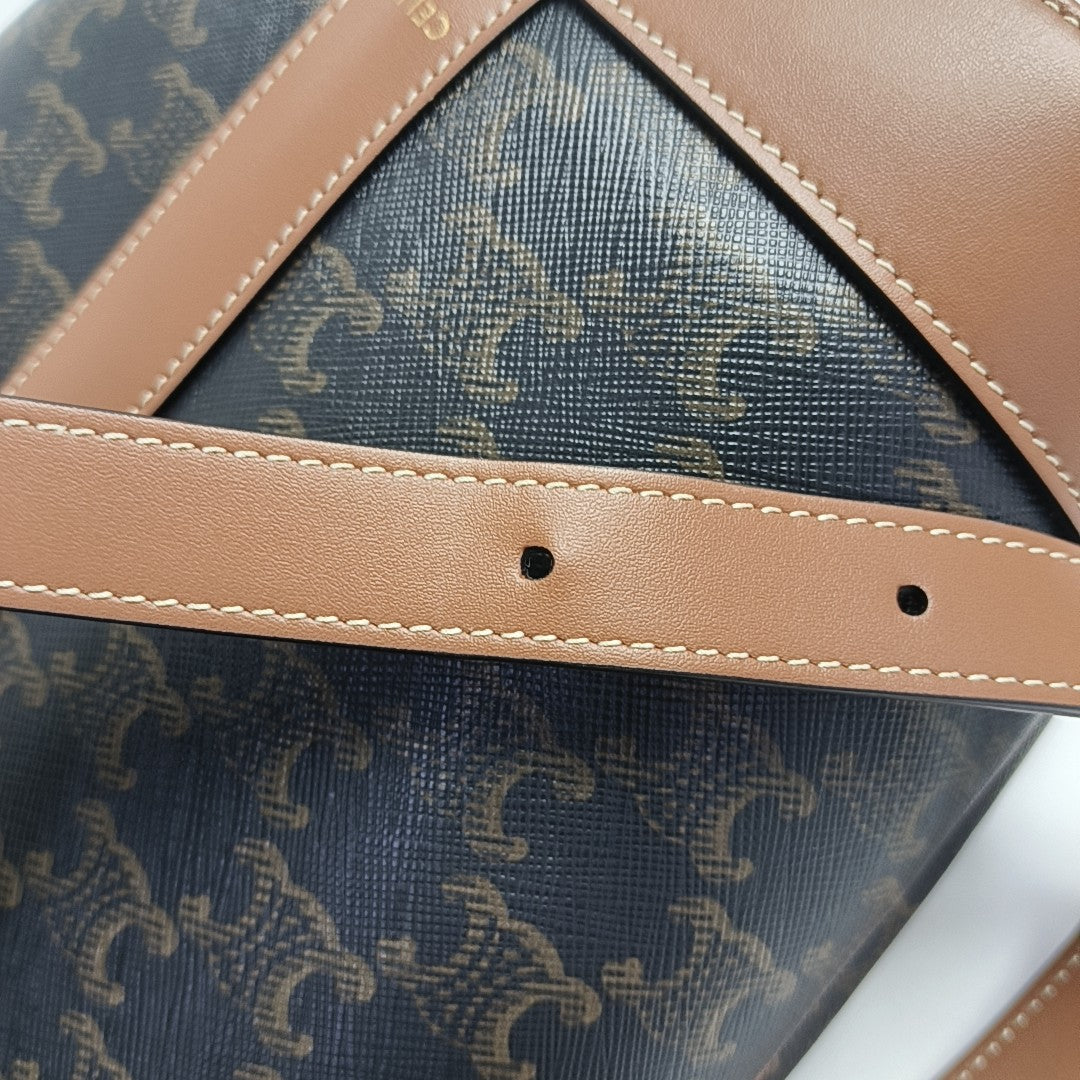TRIOMPHE CANVAS Small Coated Canvas Brown
