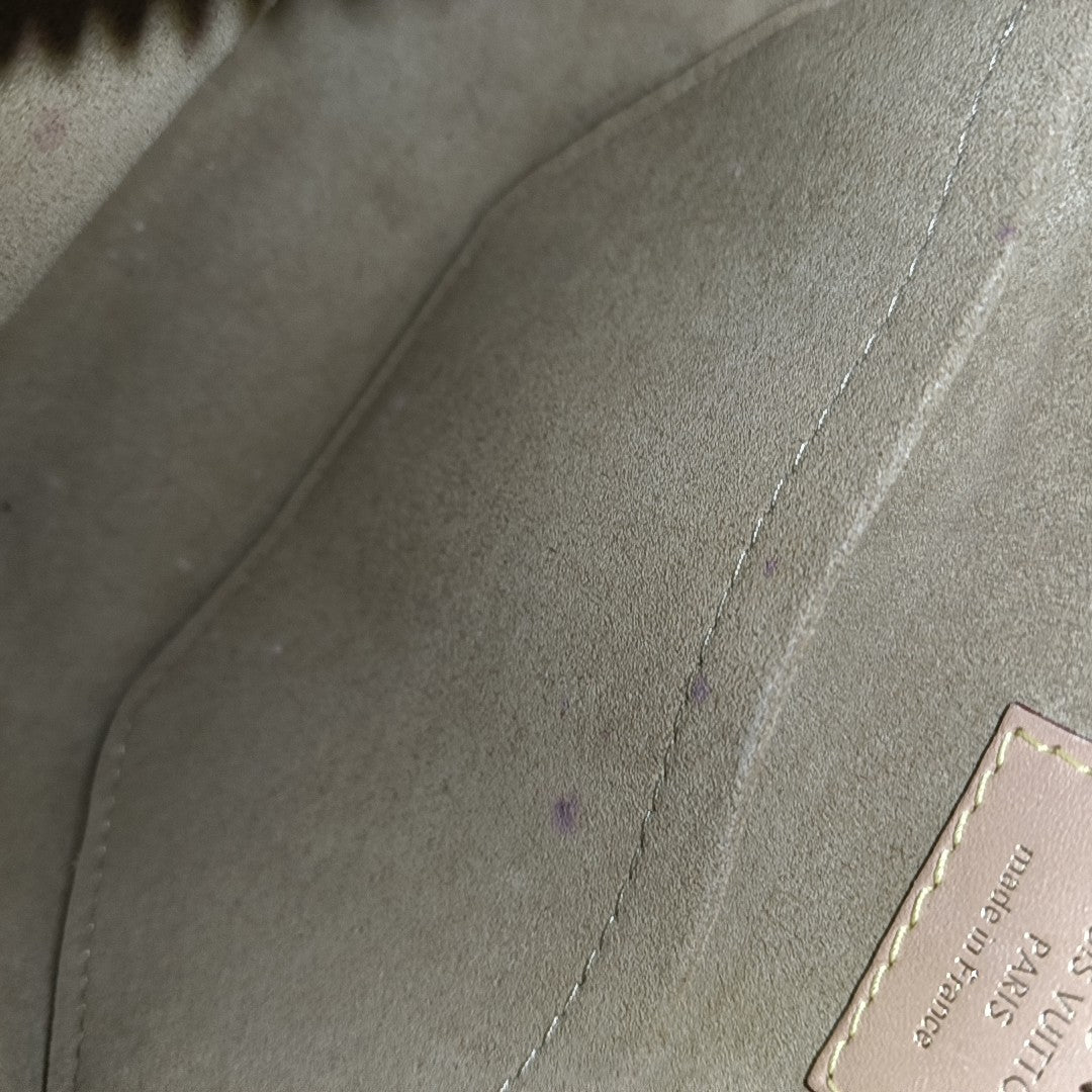 BOITE CHAPEAU PM Monogram Coated Canvas Brown