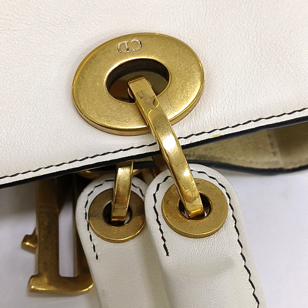 Authenticated pre-owned  Lady Dior Medium Leather White - Tote Bag at Looply