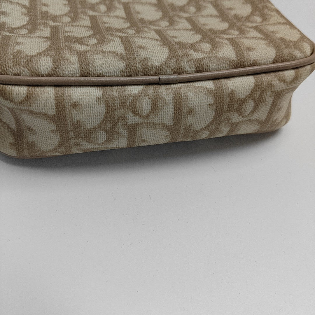 Oblique Coated Canvas Beige