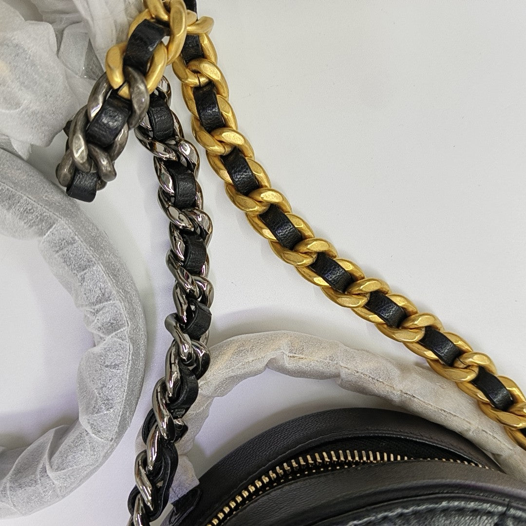 CHANEL 19 Small Quilted Lambskin Black