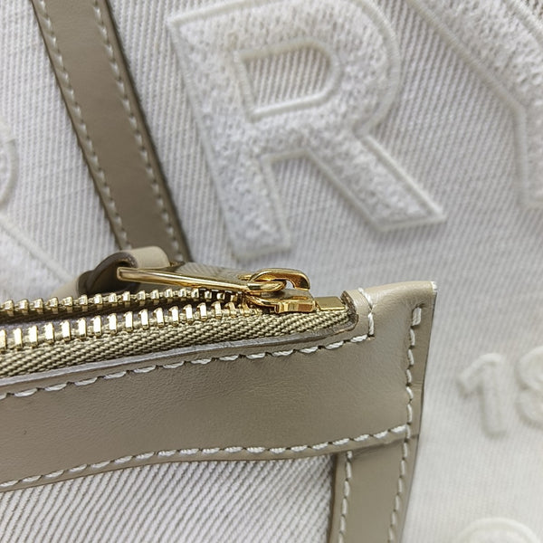 Canvas Beige