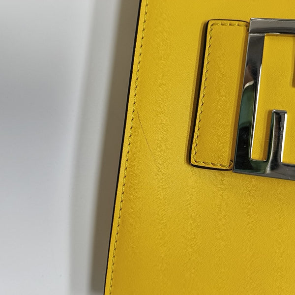 Authenticated pre-owned  Baguette Medium Calfskin Yellow - Shoulder Bag at Looply