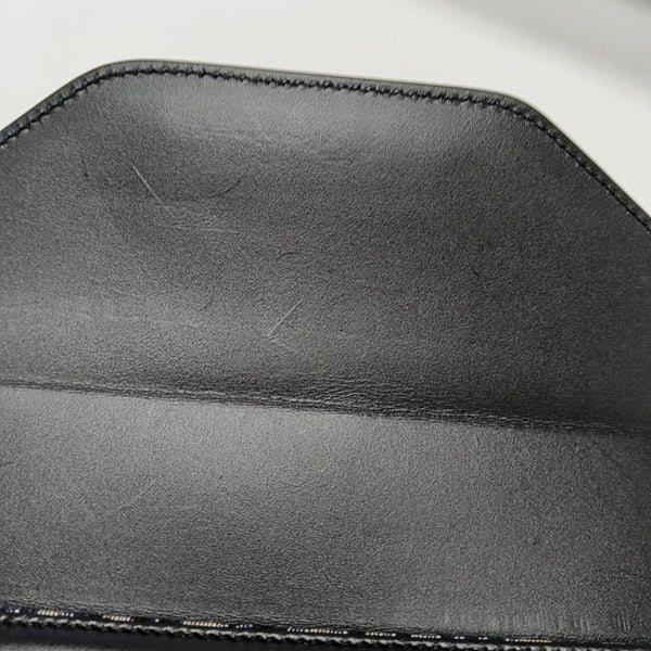 Lock Oblique Canvas Black