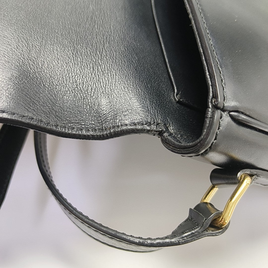 CRÉCY Medium Calfskin Black