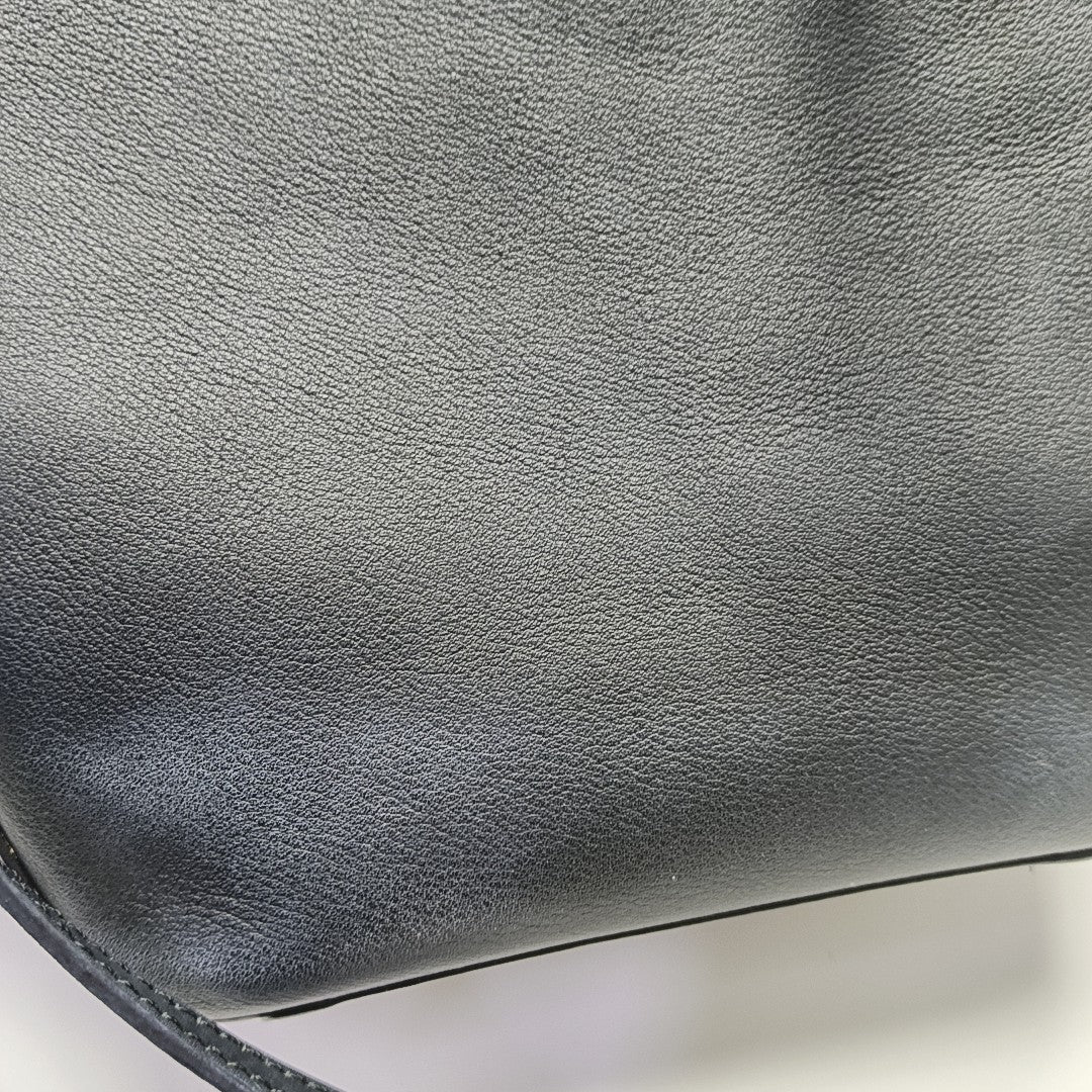 Hammock Hobo Calfskin Black