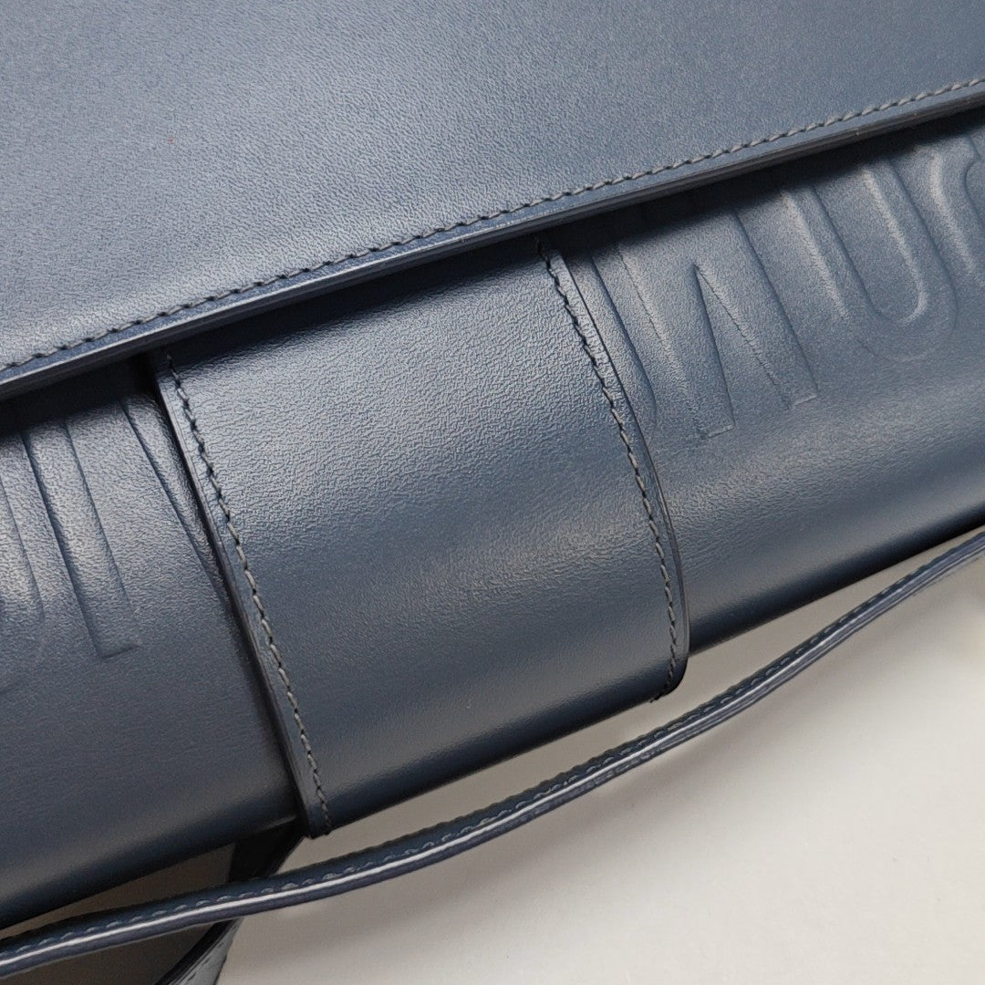 30 Montaigne Calfskin Blue