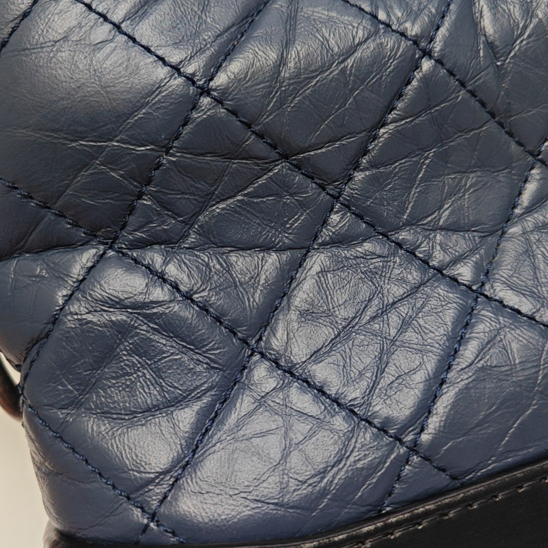 GABRIELLE Small Quilted Calfskin Blue