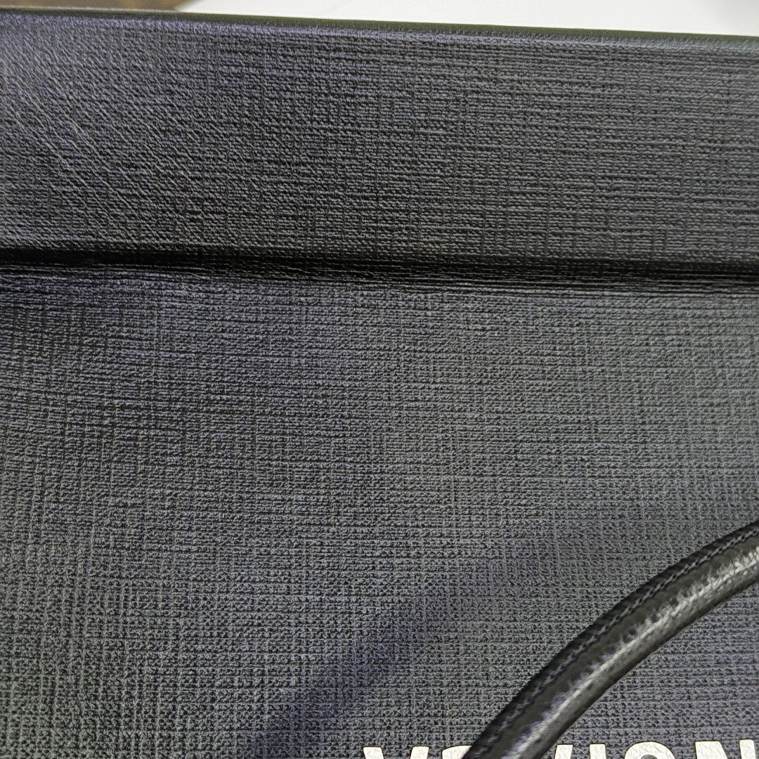 Calfskin Tote Bag Black